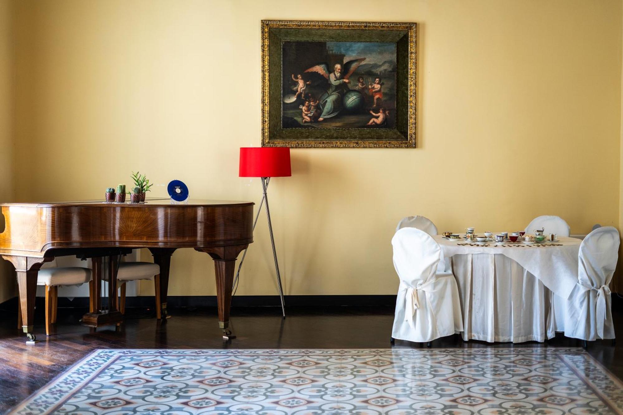 كوزنسا Dimora Storica Giostra Vecchia - Palazzo Grisolia 1809 المظهر الخارجي الصورة